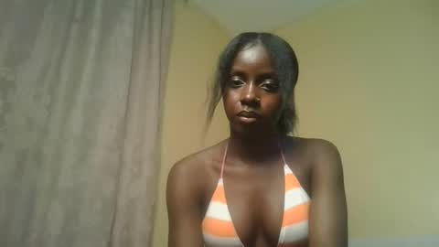 Snapshot of sexykitten200 chatting on November 26, 2025, 8:43 pm SexyKitty online show from November 26, 2025, 8:43 pm