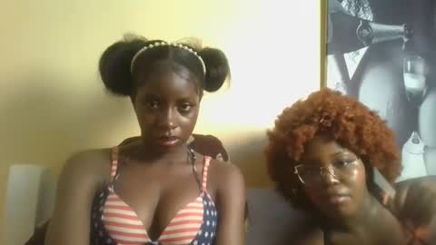 Snapshot of sexykitten200 chatting on November 30, 2025, 5:50 pm SexyKitty online show from November 30, 2025, 5:50 pm