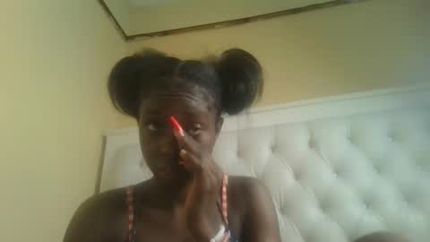 Snapshot of sexykitten200 chatting on December 1, 2025, 6:18 am SexyKitty online show from December 1, 2025, 6:18 am