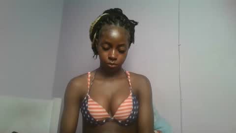 Snapshot of sexykitten200 chatting on January 12, 2026, 2:55 pm SexyKitty online show from January 12, 2026, 2:55 pm