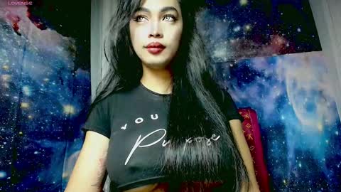 April online show from November 3, 2025, 9:16 pm