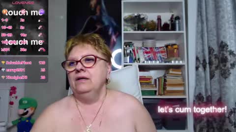 Snapshot of sexylynette4u chatting on January 5, 2025, 2:08 pm sexylynette4u online show from January 5, 2025, 2:08 pm