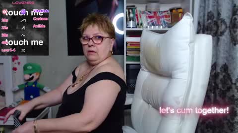 Snapshot of sexylynette4u chatting on January 22, 2025, 8:07 am sexylynette4u online show from January 22, 2025, 8:07 am