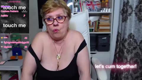 Snapshot of sexylynette4u chatting on February 20, 2025, 4:57 pm sexylynette4u online show from February 20, 2025, 4:57 pm