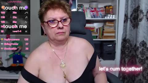 Snapshot of sexylynette4u chatting on February 27, 2025, 1:28 pm sexylynette4u online show from February 27, 2025, 1:28 pm
