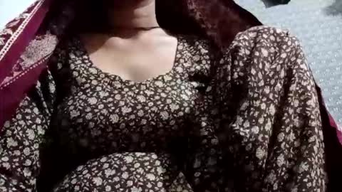 sexymaya8642 online show from November 6, 2025, 12:44 am