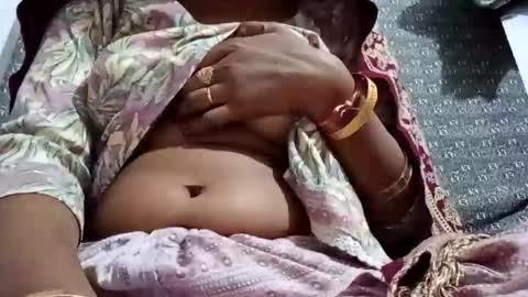 sexymaya8642 online show from November 7, 2025, 12:32 am