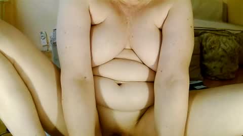 Snapshot of sexymayagold chatting on July 8, 2026, 5:34 am Squirty Maya Gold online show from July 8, 2026, 5:34 am