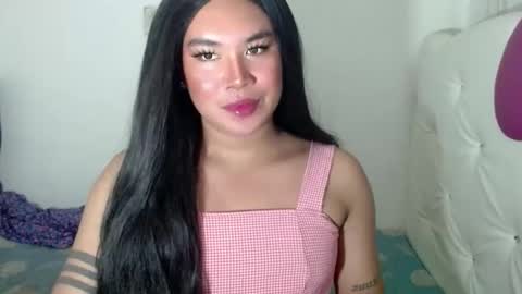 Snapshot of sexymika_xoxo chatting on September 27, 2025, 10:09 am Mika online show from September 27, 2025, 10:09 am