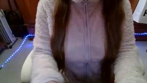Snapshot of sexymisss24 chatting on April 25, 2026, 1:41 pm sexymisss24 online show from April 25, 2026, 1:41 pm