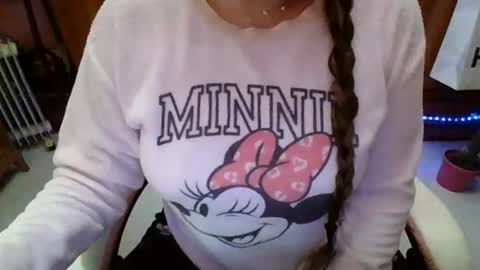 Snapshot of sexymisss24 chatting on May 8, 2026, 9:25 am sexymisss24 online show from May 8, 2026, 9:25 am
