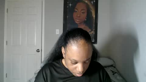 SexyMona online show from September 10, 2025, 12:27 pm