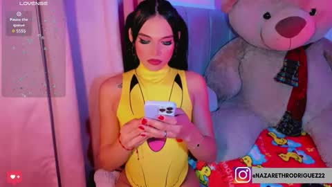 Nazareth arraiz online show from December 22, 2025, 3:03 am