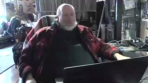 Grizz Lee Bear online show from January 5, 2025, 1:58 pm