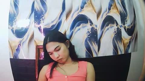 sexypetiteraine online show from April 25, 2026, 2:25 pm