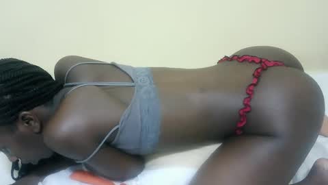 Snapshot of sexyranny chatting on March 10, 2025, 5:43 am ranny online show from March 10, 2025, 5:43 am