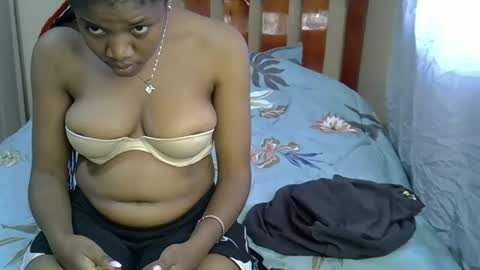 Snapshot of sexyrose3300 chatting on October 8, 2025, 9:51 am sexyrose online show from October 8, 2025, 9:51 am