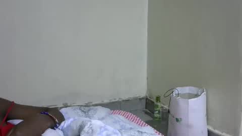 Snapshot of sexysanta50 chatting on December 19, 2024, 3:40 am sexysanta50 online show from December 19, 2024, 3:40 am