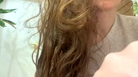 Anya online show from February 11, 2026, 6:13 pm