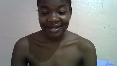 Snapshot of sexyshaz22 chatting on April 5, 2026, 1:41 pm sexyshaz22 online show from April 5, 2026, 1:41 pm