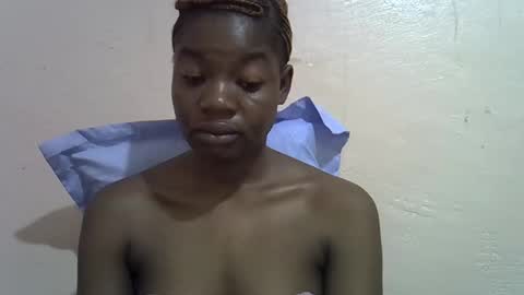 Snapshot of sexyshaz22 chatting on April 6, 2026, 3:15 am sexyshaz22 online show from April 6, 2026, 3:15 am