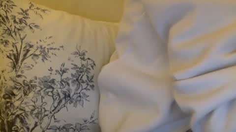 sexyshubham1 online show from November 24, 2025, 11:37 pm