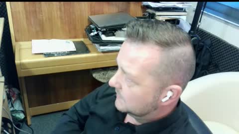 Snapshot of sexysteve80 chatting on November 12, 2025, 1:00 pm sexysteve80 online show from November 12, 2025, 1:00 pm