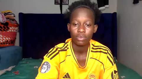 sexywife214537 online show from December 19, 2025, 10:22 am