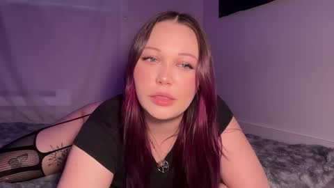 Saint online show from September 29, 2025, 8:57 pm