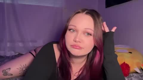 Saint online show from October 22, 2025, 7:02 pm