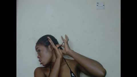 sexyxmilfx online show from September 15, 2025, 9:09 am