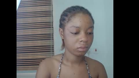 sexyxpeach online show from January 6, 2026, 10:19 am