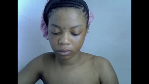 sexyxpeach online show from March 27, 2026, 10:20 pm