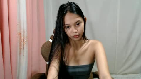 Snapshot of sexyy_monica chatting on July 9, 2026, 6:12 pm MONICA online show from July 9, 2026, 6:12 pm