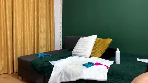 Sexycouple online show from February 26, 2025, 7:16 pm