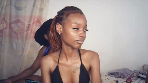 Snapshot of sexyzuriel chatting on February 26, 2026, 10:53 pm sexyzuriel online show from February 26, 2026, 10:53 pm