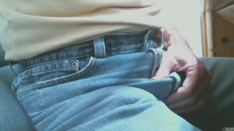 Bruce online show from September 10, 2025, 7:25 pm