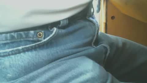 Bruce online show from November 11, 2025, 6:52 pm