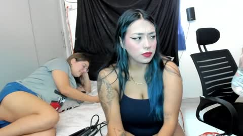 Snapshot of sgmr chatting on February 5, 2025, 1:54 pm MiaSergio online show from February 5, 2025, 1:54 pm