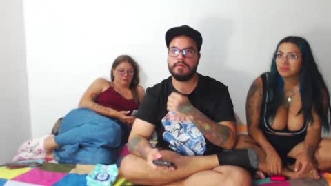 MiaSergio online show from April 18, 2026, 3:21 am