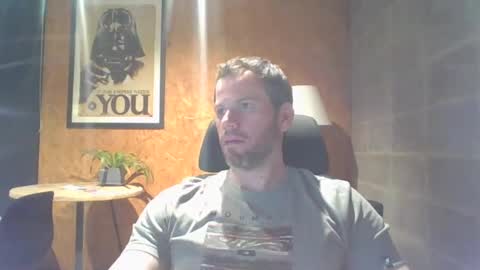 shad0w_hunter online show from December 3, 2024, 12:35 am