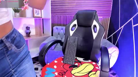 Liz online show from February 21, 2026, 10:11 pm