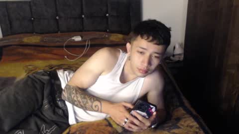 Snapshot of shadow_men_ chatting on March 31, 2026, 4:35 am james online show from March 31, 2026, 4:35 am