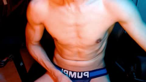 shadowfriend30 online show from February 15, 2026, 7:49 am