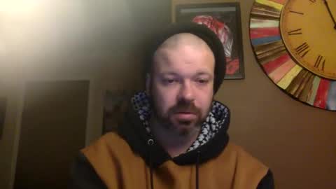 Snapshot of shadyyyyyy7 chatting on January 22, 2025, 7:46 am Shady online show from January 22, 2025, 7:46 am