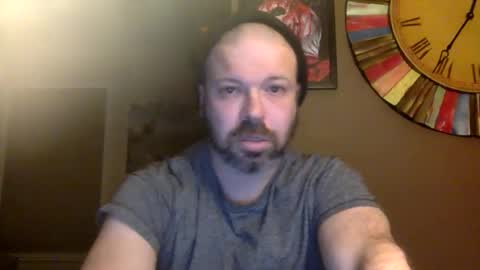 Snapshot of shadyyyyyy7 chatting on January 24, 2025, 6:24 am Shady online show from January 24, 2025, 6:24 am