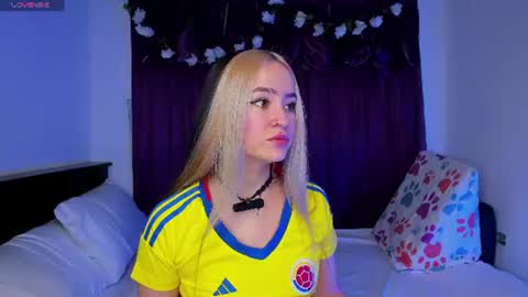 Snapshot of shairaclark_ chatting on June 18, 2026, 2:23 am Shaira Clark online show from June 18, 2026, 2:23 am
