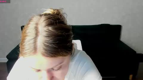 Snapshot of shakira_lux chatting on June 11, 2026, 8:01 am Shakira online show from June 11, 2026, 8:01 am