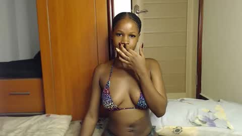 shaky xxx online show from November 9, 2025, 1:20 pm