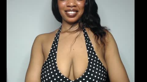 Snapshot of shallie_x chatting on April 28, 2026, 12:43 pm ESTHER online show from April 28, 2026, 12:43 pm